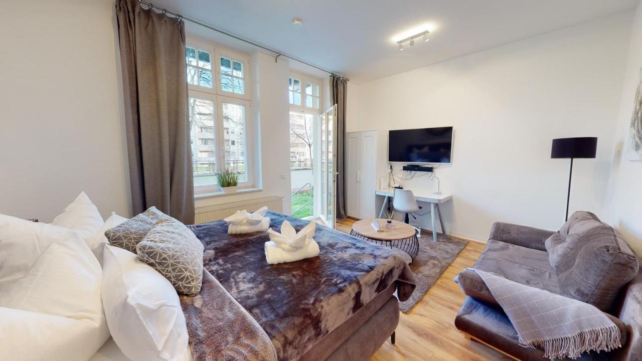 Sweethome - Business-Apartment Mit Kueche, Terrasse, Stellplatz Magdeburg Exterior photo